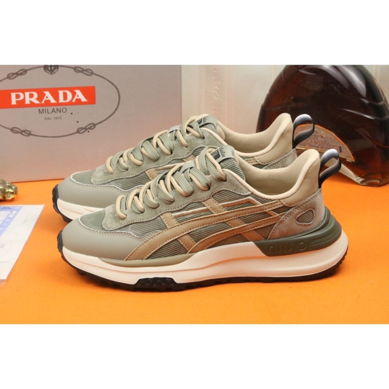 Pra*a casual shoes
